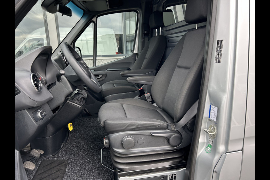 Mercedes-Benz Sprinter 315 CDI RWD L2 H1 BOTT Inrichting / 3500KG Trekhaak / MBUX 10.25 / Navigatie / Cruise control / Airco