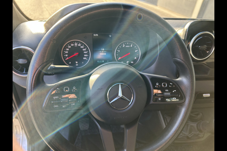 Mercedes-Benz Sprinter 315 CDI RWD L2 H1 3500KG Trekhaak / BOTT Inrichting / MBUX 10.25 / Navigatie / Cruise control / Airco