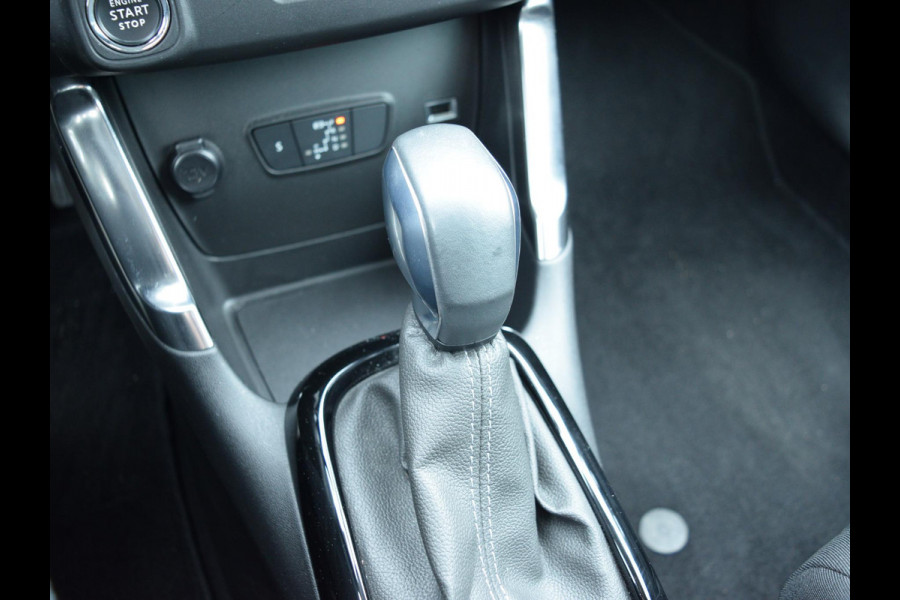 Citroën C3 Aircross 1.2 PureTech Shine 130 PK | TREKHAAK | NAVI | CARPLAY | CLIMATE CONTROL | 27.226 KM