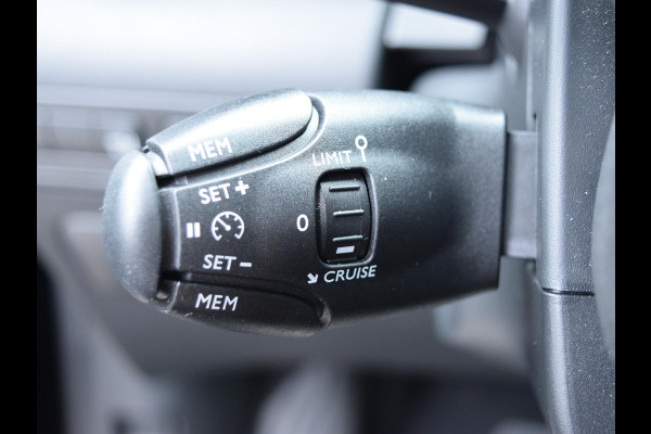 Citroën C3 Aircross 1.2 PureTech Shine 130 PK | TREKHAAK | NAVI | CARPLAY | CLIMATE CONTROL | 27.226 KM