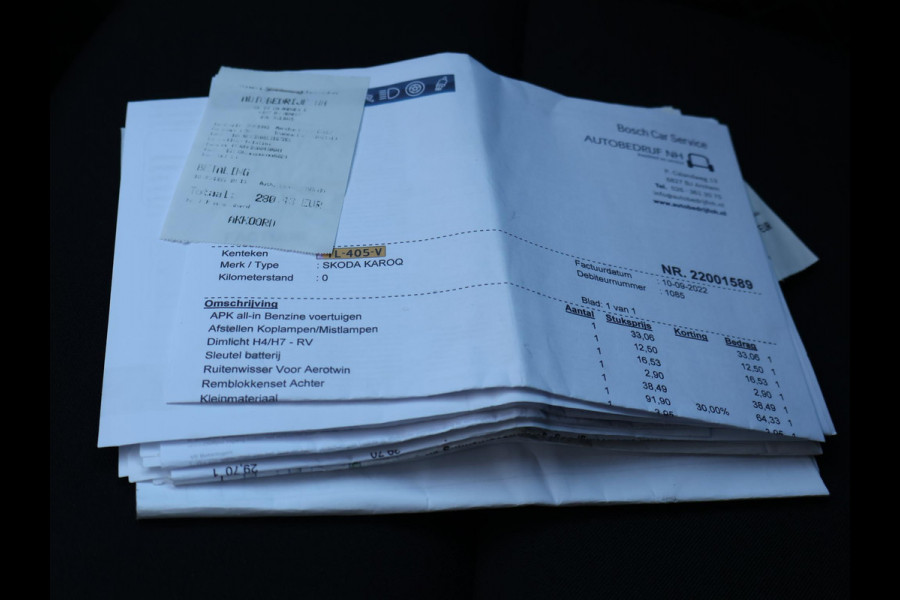 Škoda Karoq 1.0 TSI CLEVER EDITION + 18 INCH | APPLE CARPLAY | STOELVERW. | DAB