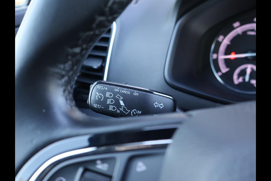 Škoda Karoq 1.0 TSI CLEVER EDITION + 18 INCH | APPLE CARPLAY | STOELVERW. | DAB