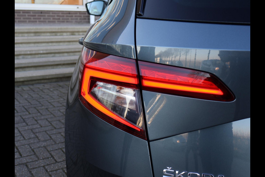Škoda Karoq 1.0 TSI CLEVER EDITION + 18 INCH | APPLE CARPLAY | STOELVERW. | DAB