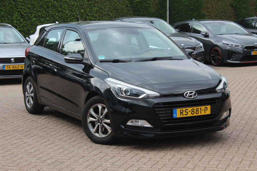 Hyundai i20 1.0 T-GDI Comfort / Trekhaak / Camera / Navigatie / Parkeerhulp achter / Cruise Control / Bluetooth / LMV