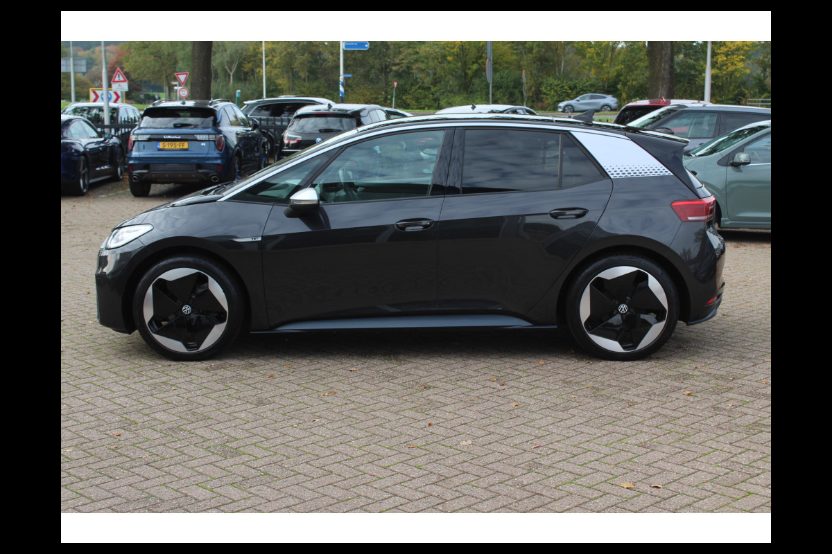 Volkswagen ID.3 First Max 58 kWh / Full option! / Panoramadak / Camera / Head-up / Keyless / 20'' / ACC / Dodehoek / Elektr. stoelen / Massage / Navigatie / Stuurverwarming