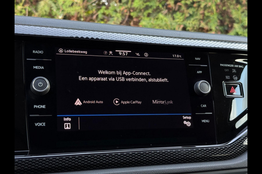 Volkswagen Taigo 1.0 TSI Life CarPlay ACC Automaat