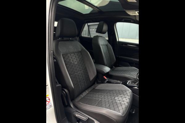 Volkswagen T-Roc 1.5 TSI 3x R-Line Panorama CarPlay