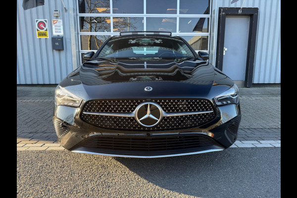 Mercedes-Benz CLA-Klasse 250 e Star Edition AMG Line BOMVOL*