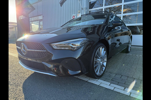 Mercedes-Benz CLA-Klasse 250 e Star Edition AMG Line BOMVOL*