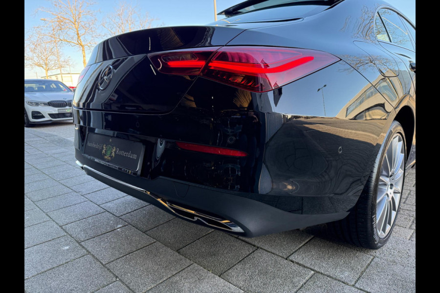 Mercedes-Benz CLA-Klasse 250 e Star Edition AMG Line BOMVOL*