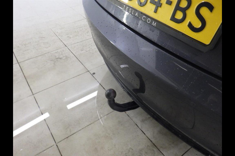 Tesla Model 3 Standard RWD Plus 60 kWh Trekhaak Autopilot Stoelverw.