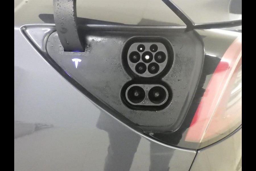 Tesla Model 3 Standard RWD Plus 60 kWh Trekhaak Autopilot Stoelverw.