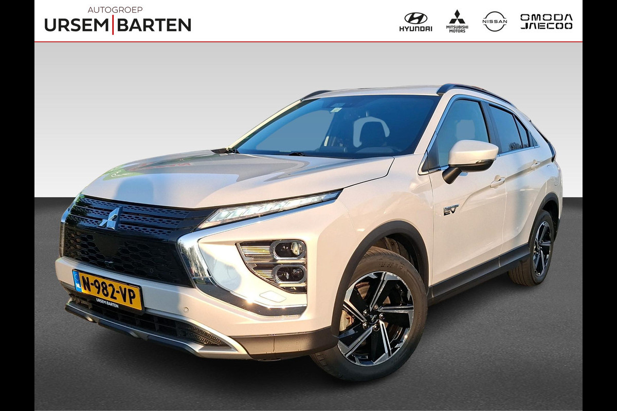 Mitsubishi Eclipse Cross 2.4 PHEV Intense+ Originele NL-auto | ingebouwde NAVI én Apple/Android Carplay  | trekhaak 1500kg Fabrieksgarantie tot 2030!