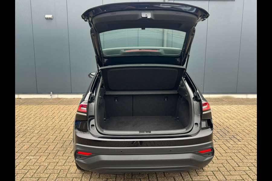 Volkswagen Taigo 1.0 TSI Automaat Life * Navigatie * Parkeersensoren * Adaptieve Cruise Control *