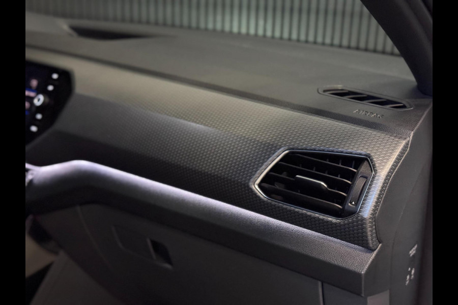 Volkswagen T-Cross 1.0 TSI 3X R-Line DSG | VIRTUAL | LED | CAMERA | VOL!