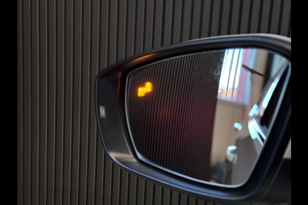 Volkswagen T-Cross 1.0 TSI 3X R-Line DSG | VIRTUAL | LED | CAMERA | VOL!