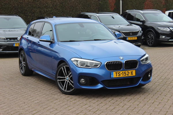 BMW 1-serie 118i Edition M Sport Shadow High Executive / Alcantara / Navigatie / Parkeerhulp V+A / 18'' / Stoelverwarming / Cruise Control