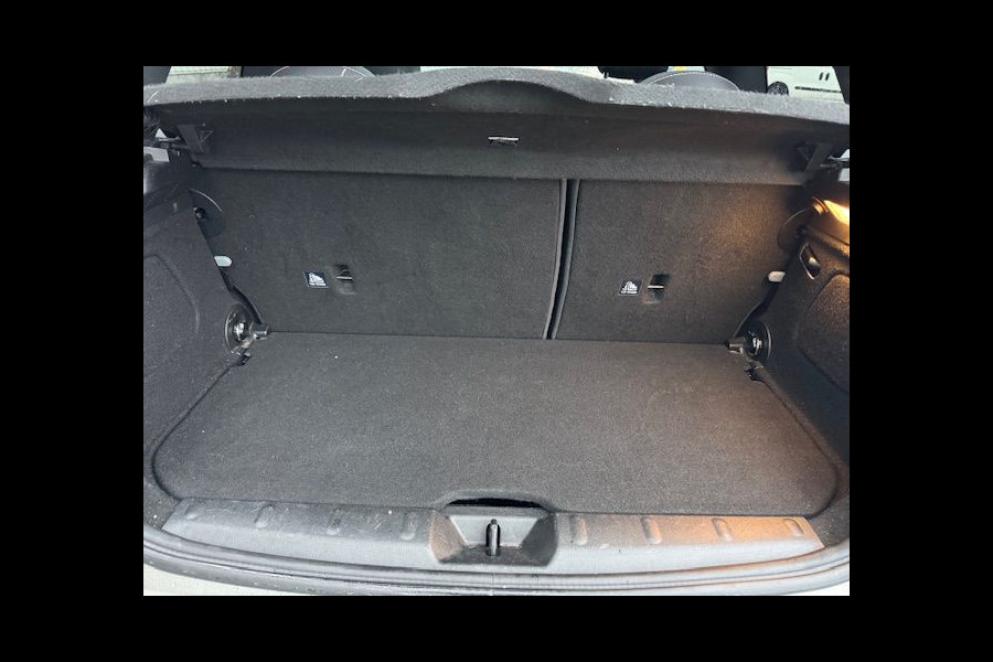 MINI Mini 1.5 One Salt Automaat Airco/ECC,Navigatie,Panoramadak