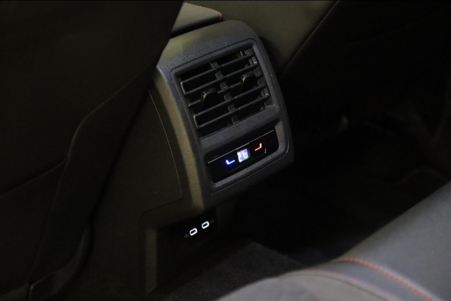 Volkswagen Golf 2.0 TSI GTI 2.0 TSI GTI CLUBSPORT 45 JAHRE/PANO/CARPLAY/IQ-LIGHT/HUD/VOLL