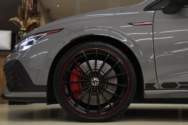 Volkswagen Golf 2.0 TSI GTI 2.0 TSI GTI CLUBSPORT 45 JAHRE/PANO/CARPLAY/IQ-LIGHT/HUD/VOLL