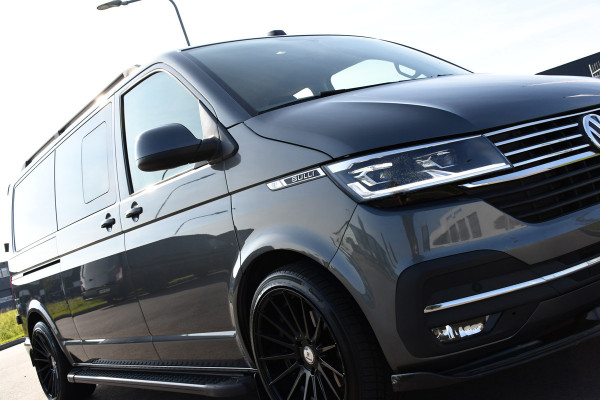 Volkswagen Transporter 2.0 TDI L2H1 30 DC Bulli Virtual, Carplay, Camera, LED, 150pk, 2 x Schuifdeur, Automaat, Trekhaak, Uniek!