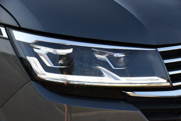 Volkswagen Transporter 2.0 TDI L2H1 30 DC Bulli Virtual, Carplay, Camera, LED, 150pk, 2 x Schuifdeur, Automaat, Trekhaak, Uniek!