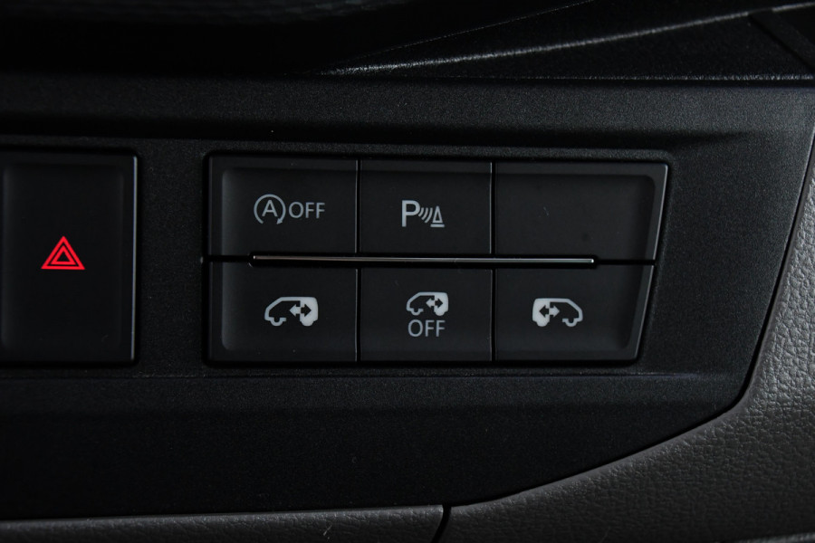 Volkswagen Transporter 2.0 TDI L2H1 30 DC Bulli Virtual, Carplay, Camera, LED, 150pk, 2 x Schuifdeur, Automaat, Trekhaak, Uniek!