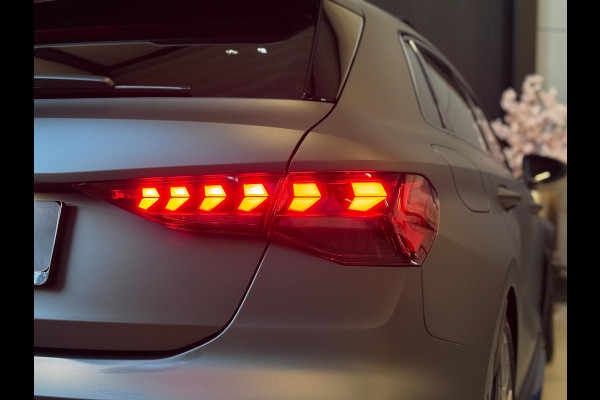 Audi RS3 2.5 TFSI RS 3 quattro | SCHAALSTOELEN | ALCANTARA | PANO | SONOS