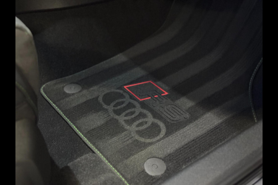 Audi RS3 2.5 TFSI RS 3 quattro | SCHAALSTOELEN | ALCANTARA | PANO | SONOS