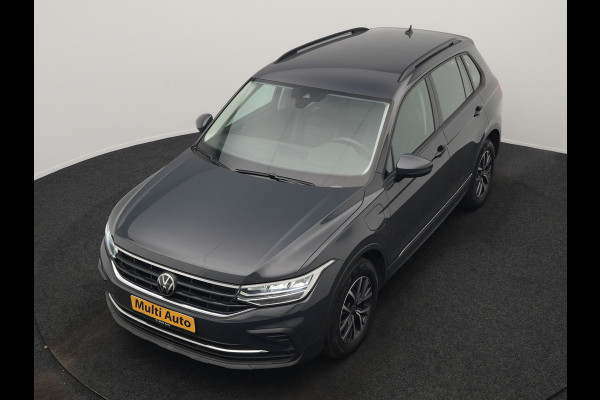 Volkswagen Tiguan 1.4 TSI eHybrid Life Plug In Hybrid 245pk PHEV | Adaptive Cruise | Lederen Sportstoelen Memory & Verwarmd | Stuur Verwarmd | Virtual Cockpit | Navigatie | DAB |