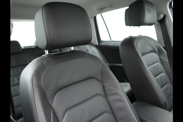 Volkswagen Tiguan 1.4 TSI eHybrid Life Plug In Hybrid 245pk PHEV | Adaptive Cruise | Lederen Sportstoelen Memory & Verwarmd | Stuur Verwarmd | Virtual Cockpit | Navigatie | DAB |