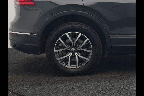 Volkswagen Tiguan 1.4 TSI eHybrid Life Plug In Hybrid 245pk PHEV | Adaptive Cruise | Lederen Sportstoelen Memory & Verwarmd | Stuur Verwarmd | Virtual Cockpit | Navigatie | DAB |