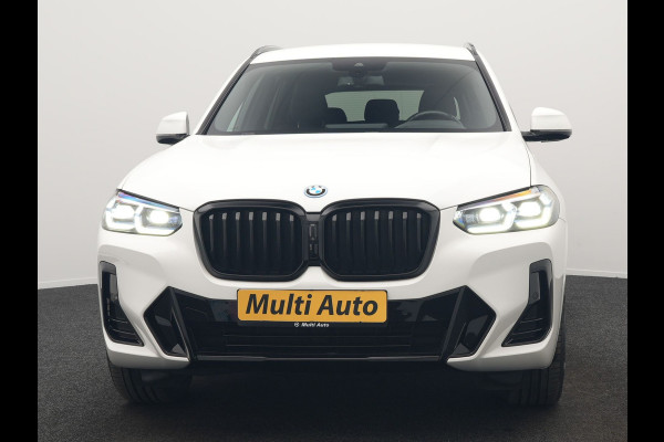 BMW X3 xDrive30e M Sport Plug In Hybrid 293pk Dealer O.H PHEV | Laser LED | 360 Camera | 20"L.M | Head Up | Shadow Line | Lederen Sportstoelen Verwarmd | Sfeerverlichting | BLIS |