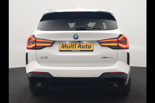BMW X3 xDrive30e M Sport Plug In Hybrid 293pk Dealer O.H PHEV | Laser LED | 360 Camera | 20"L.M | Head Up | Shadow Line | Lederen Sportstoelen Verwarmd | Sfeerverlichting | BLIS |
