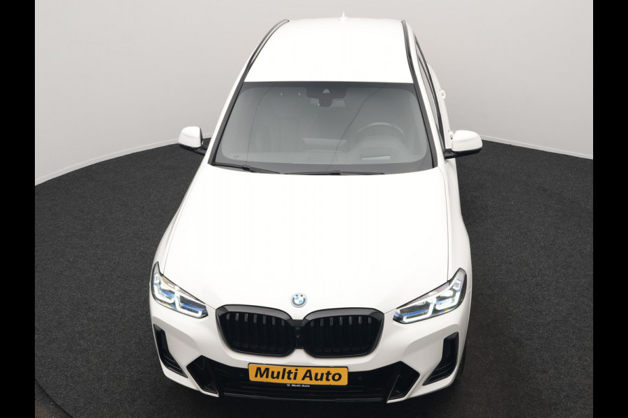 BMW X3 xDrive30e M Sport Plug In Hybrid 293pk Dealer O.H PHEV | Laser LED | 360 Camera | 20"L.M | Head Up | Shadow Line | Lederen Sportstoelen Verwarmd | Sfeerverlichting | BLIS |