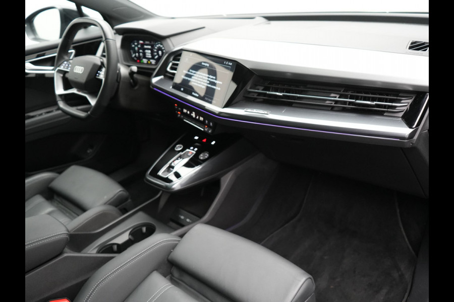 Audi Q4 Sportback e-tron 40 S edition 204pk | Panodak | Adaptive Cruise | Lederen Sportstoelen Verwarmd | Head Up | Matrix LED | Camera | Keyless | Sfeerverlichting | Apple Carplay |