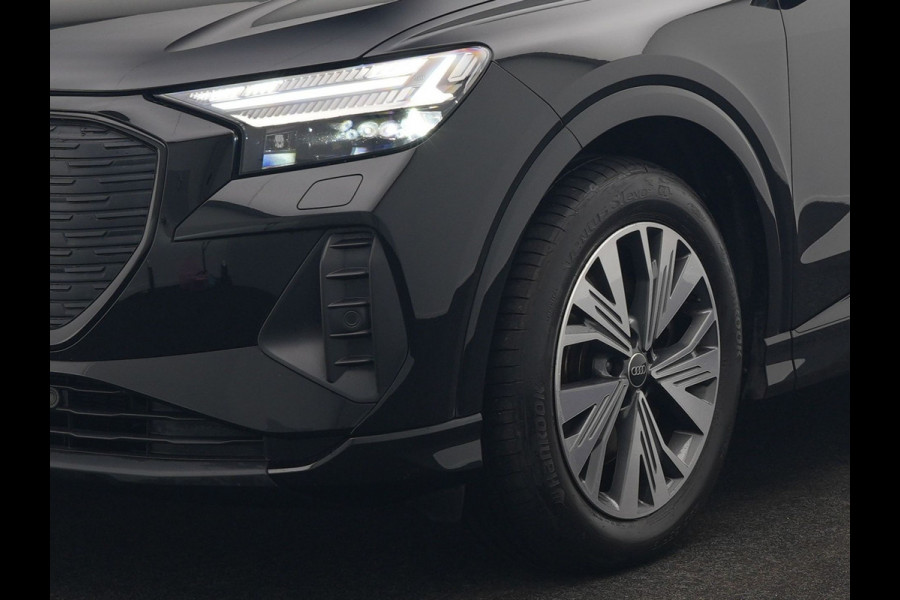 Audi Q4 Sportback e-tron 40 S edition 204pk | Panodak | Adaptive Cruise | Lederen Sportstoelen Verwarmd | Head Up | Matrix LED | Camera | Keyless | Sfeerverlichting | Apple Carplay |
