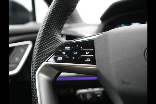 Audi Q4 Sportback e-tron 40 S edition 204pk | Panodak | Adaptive Cruise | Lederen Sportstoelen Verwarmd | Head Up | Matrix LED | Camera | Keyless | Sfeerverlichting | Apple Carplay |