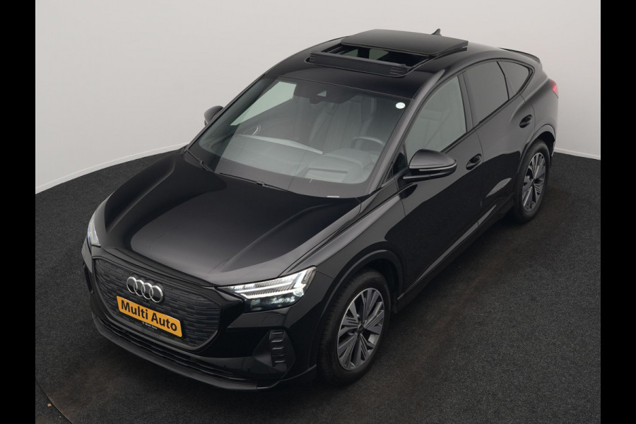 Audi Q4 Sportback e-tron 40 S edition 204pk | Panodak | Adaptive Cruise | Lederen Sportstoelen Verwarmd | Head Up | Matrix LED | Camera | Keyless | Sfeerverlichting | Apple Carplay |