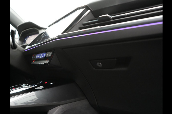 Audi Q4 Sportback e-tron 40 S edition 204pk | Panodak | Adaptive Cruise | Lederen Sportstoelen Verwarmd | Head Up | Matrix LED | Camera | Keyless | Sfeerverlichting | Apple Carplay |