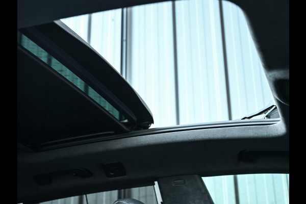 Audi Q8 60 TFSI e quattro Pro Line S 490pk Competition | Nardo Grey Exclusive | B&O Sound | Panoramadak | Soft-Close | Ambiance Interieur | S-Seats | 360 Camera | Adaptive Cruise | Trekhaak