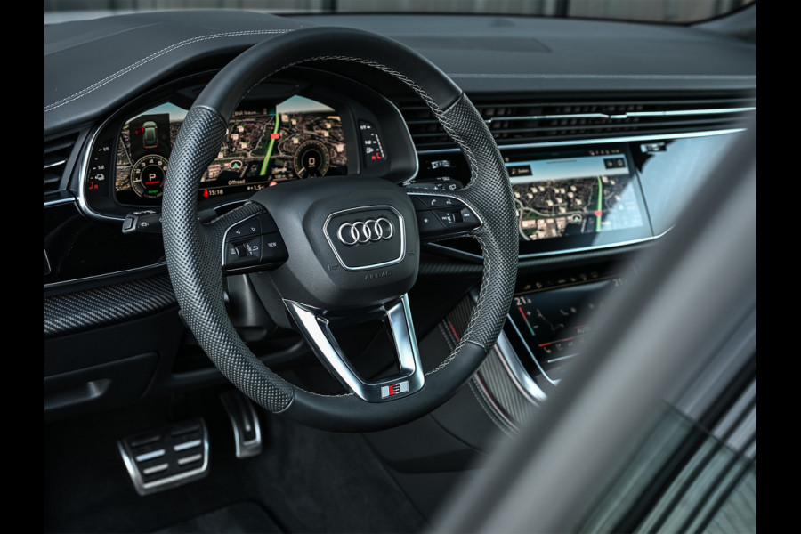 Audi Q8 60 TFSI e quattro Pro Line S 490pk Competition | Nardo Grey Exclusive | B&O Sound | Panoramadak | Soft-Close | Ambiance Interieur | S-Seats | 360 Camera | Adaptive Cruise | Trekhaak