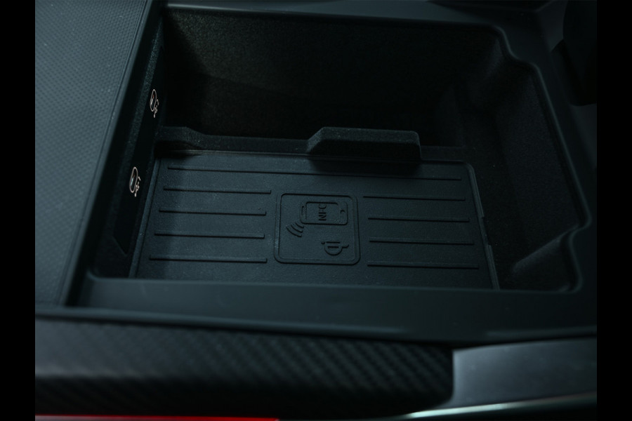 Audi Q8 60 TFSI e quattro Pro Line S 490pk Competition | Nardo Grey Exclusive | B&O Sound | Panoramadak | Soft-Close | Ambiance Interieur | S-Seats | 360 Camera | Adaptive Cruise | Trekhaak