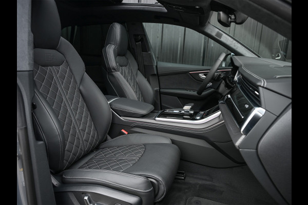 Audi Q8 60 TFSI e quattro | Audi Exclusive | B&O Advanced | S-seats met massage | Soft close | Adaptive cruise | Carbon inleg | Ambiance interieur | 360 camera | Verwarmbaar stuurwiel | Trekhaak