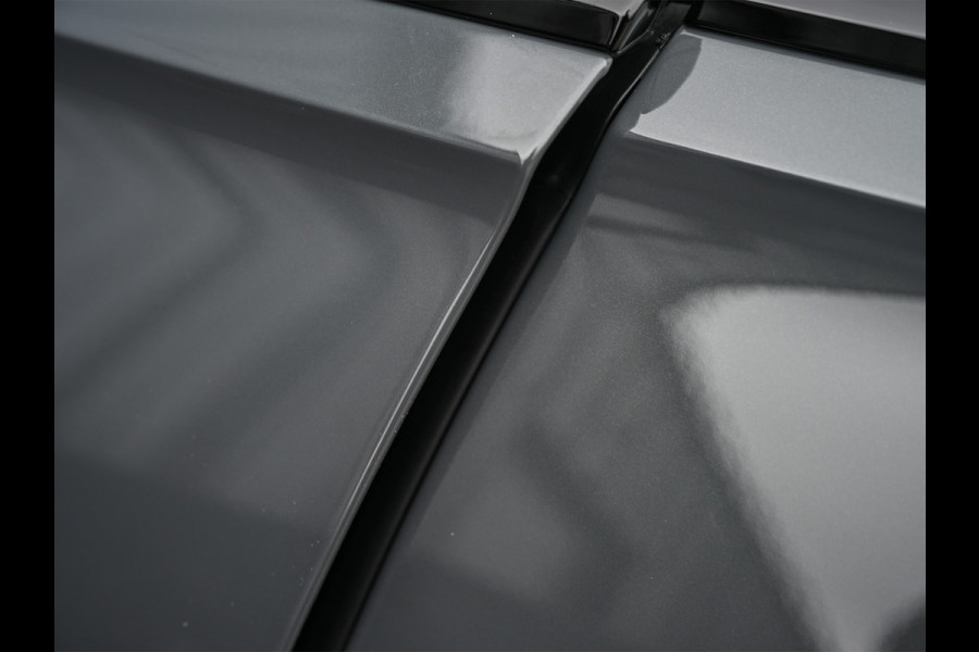 Audi Q8 60 TFSI e quattro | Audi Exclusive | B&O Advanced | S-seats met massage | Soft close | Adaptive cruise | Carbon inleg | Ambiance interieur | 360 camera | Verwarmbaar stuurwiel | Trekhaak