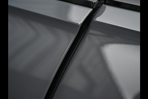 Audi Q8 60 TFSI e quattro | Audi Exclusive | B&O Advanced | S-seats met massage | Soft close | Adaptive cruise | Carbon inleg | Ambiance interieur | 360 camera | Verwarmbaar stuurwiel | Trekhaak