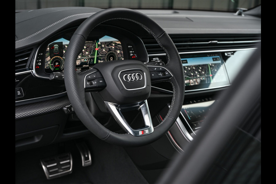 Audi Q8 60 TFSI e quattro | Audi Exclusive | B&O Advanced | S-seats met massage | Soft close | Adaptive cruise | Carbon inleg | Ambiance interieur | 360 camera | Verwarmbaar stuurwiel | Trekhaak
