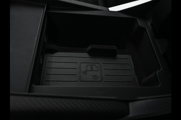 Audi Q8 60 TFSI e quattro | Audi Exclusive | B&O Advanced | S-seats met massage | Soft close | Adaptive cruise | Carbon inleg | Ambiance interieur | 360 camera | Verwarmbaar stuurwiel | Trekhaak