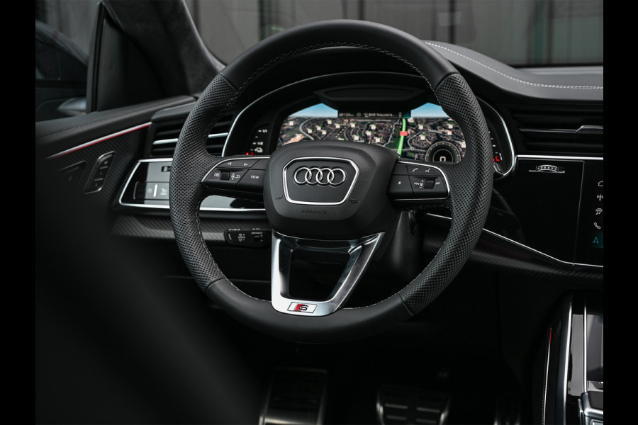 Audi Q8 60 TFSI e quattro | Audi Exclusive | B&O Advanced | S-seats met massage | Soft close | Adaptive cruise | Carbon inleg | Ambiance interieur | 360 camera | Verwarmbaar stuurwiel | Trekhaak