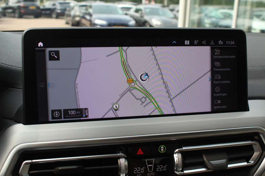 BMW iX3 High Executive 80 kWh / SoH 96,7%  / Trekhaak / Panoramadak / 360Camera / Head-up / Laser LED / Harman Kardon / ACC / Keyless / Dodehoek / DAB